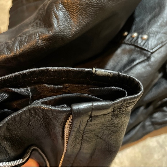 Vintage 80s Black Biker Rock-N-Roll Leather Studded Jacket  Zip-Front - Picture 9 of 10